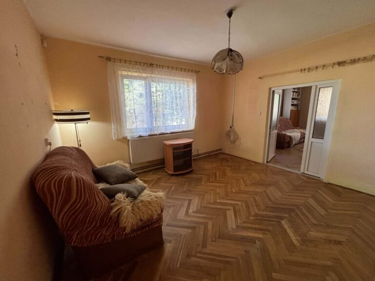 🏡 Rodinný dom s veľkým potenciálom v Trnovci nad Váhom